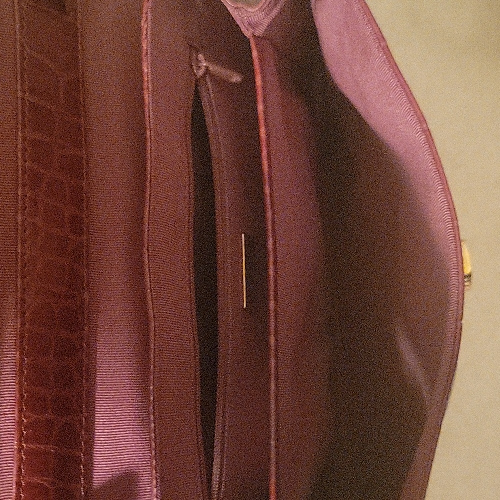 Beautiful Perry Ellis Handbag